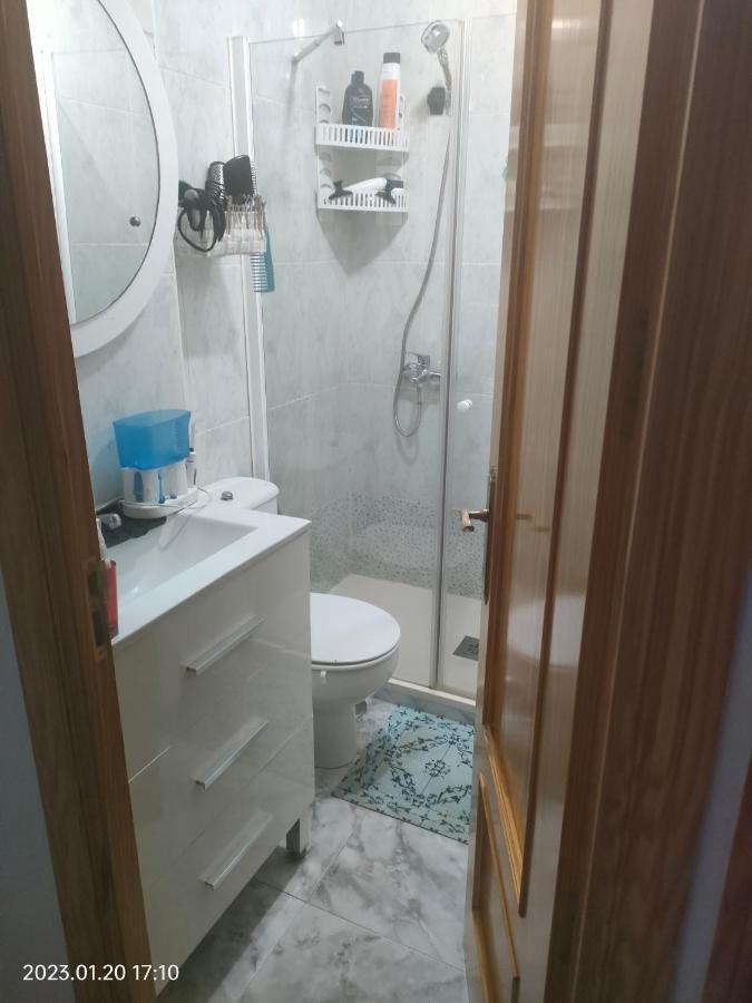 Habitacion Privada, Luminosa Y Bien Comunicada Мадрид Екстериор снимка